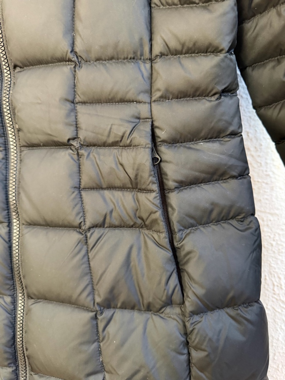 The North Face Transit BLACK down puffer jacket - Picture 9 of 11